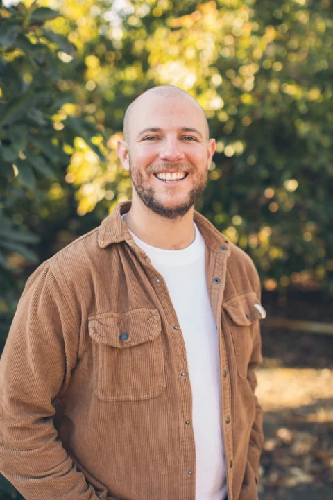 Portrait photograph of Daniel Bondi.